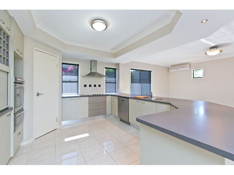 19 Trafalgar Vale Avenue, Wellington Point QLD 4160