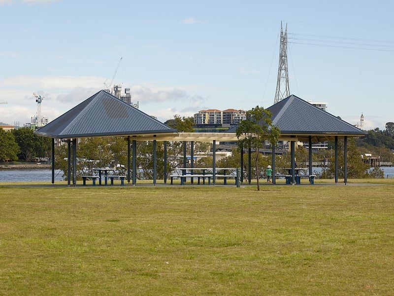 24/18 Riverbend Place, Bulimba QLD 4171