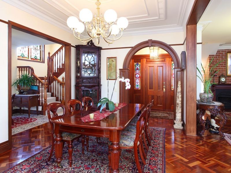 160 Wynnum Road, Norman Park QLD 4170