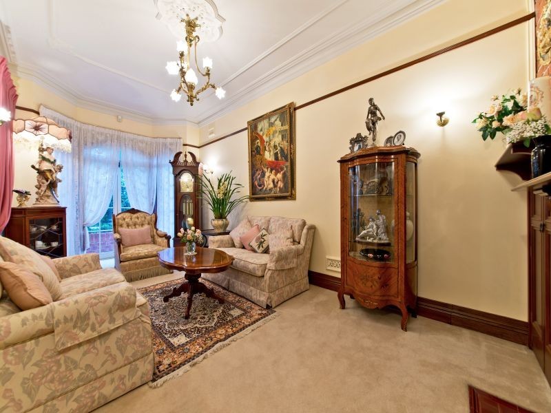 160 Wynnum Road, Norman Park QLD 4170