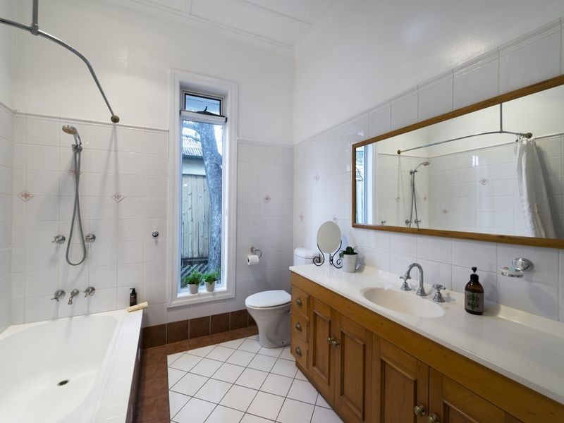 25 Edencourt Street, Camp Hill QLD 4152