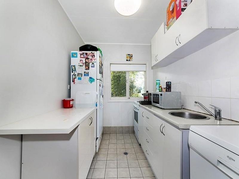 18-20 Woodville Street, Indooroopilly QLD 4068