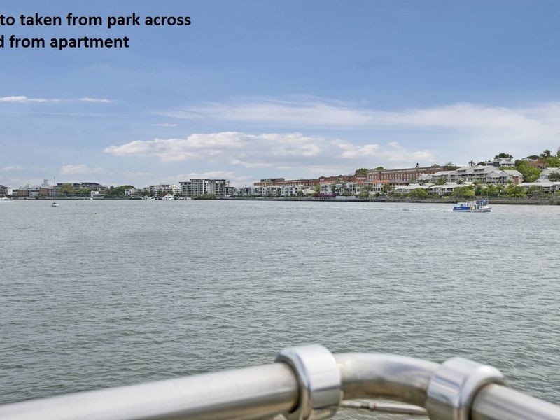 5/18 Riverbend Place, Bulimba QLD 4171