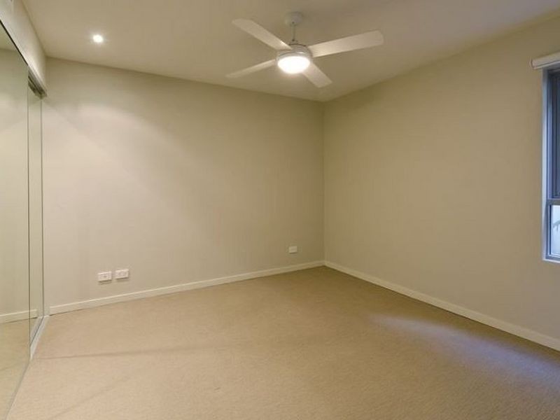 34/18 Riverbend Place, Bulimba QLD 4171