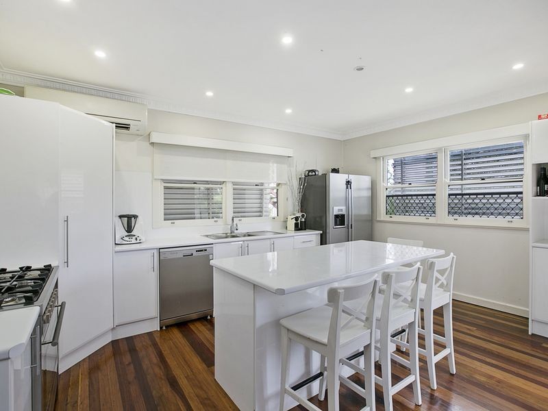 103 Hawthorne Road, Hawthorne QLD 4171