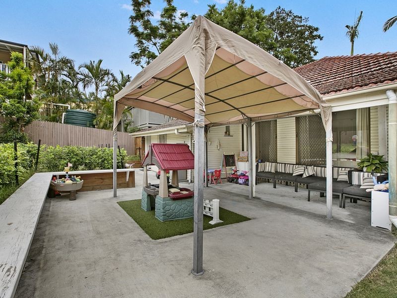 103 Hawthorne Road, Hawthorne QLD 4171