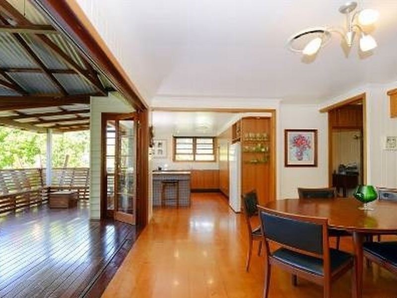 54 Kates Street, Morningside QLD 4170
