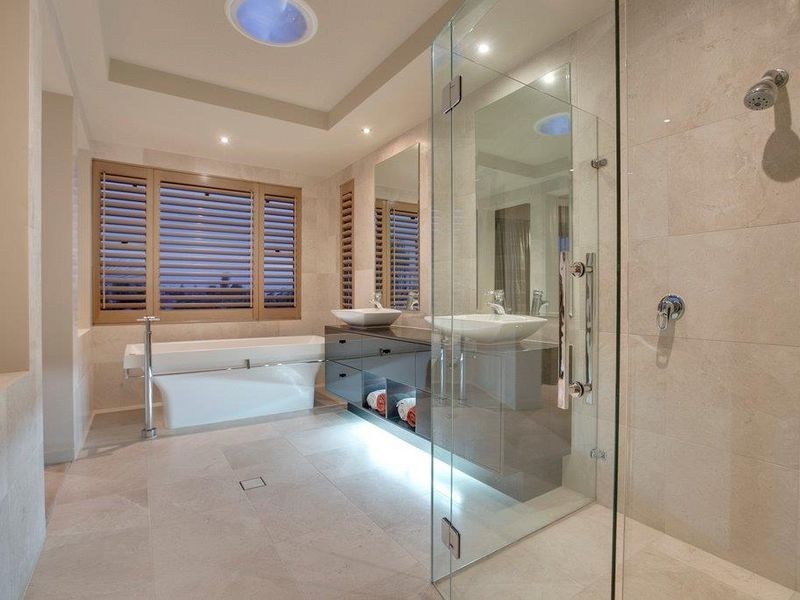 36 Southern Cross Drive, Surfers Paradise QLD 4217