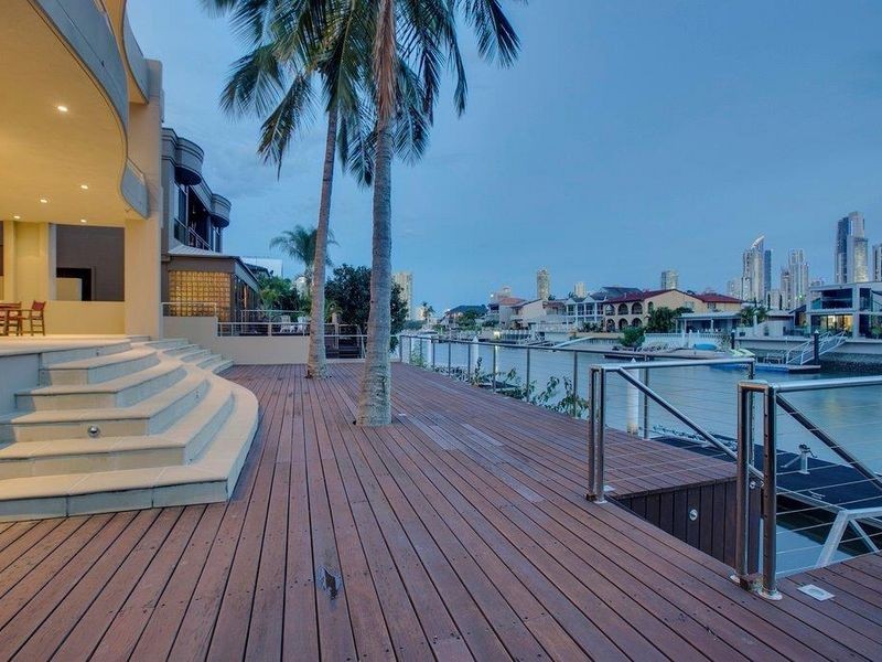 36 Southern Cross Drive, Surfers Paradise QLD 4217