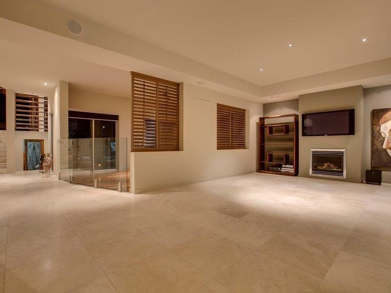 36 Southern Cross Drive, Surfers Paradise QLD 4217