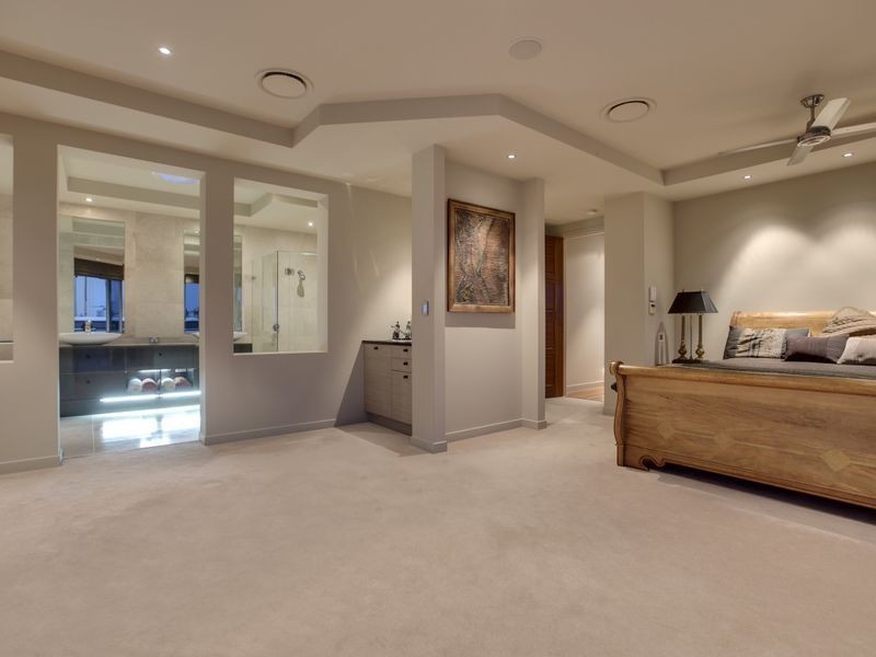 36 Southern Cross Drive, Surfers Paradise QLD 4217