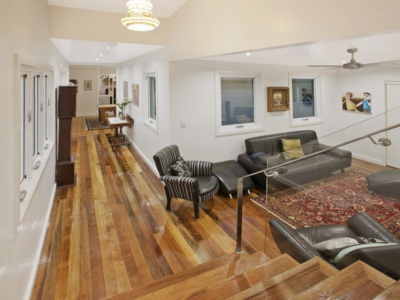 33 Cedar Street, Greenslopes QLD 4120