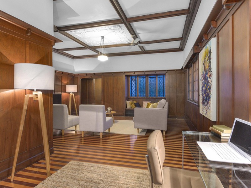 16 Teneriffe Drive, Teneriffe QLD 4005