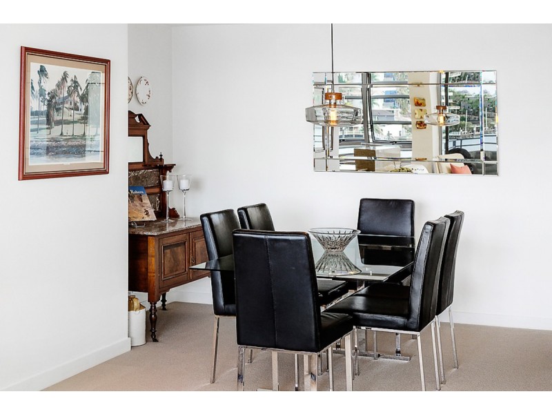 1242/22 Refinery Parade, New Farm QLD 4005