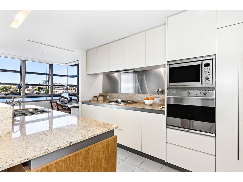 1242/22 Refinery Parade, New Farm QLD 4005