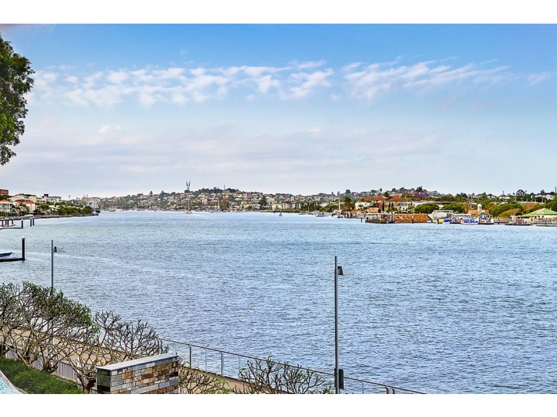 1242/22 Refinery Parade, New Farm QLD 4005