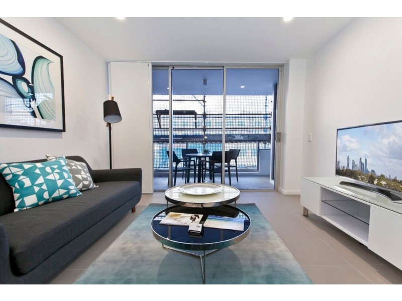 204/26 Spendelove Avenue, Southport QLD 4215