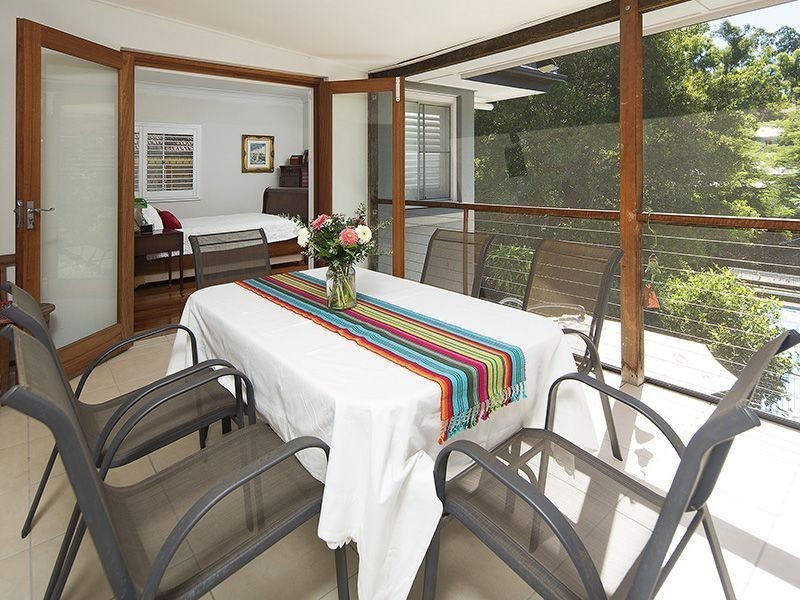 152 Highland Terrace, St Lucia QLD 4067