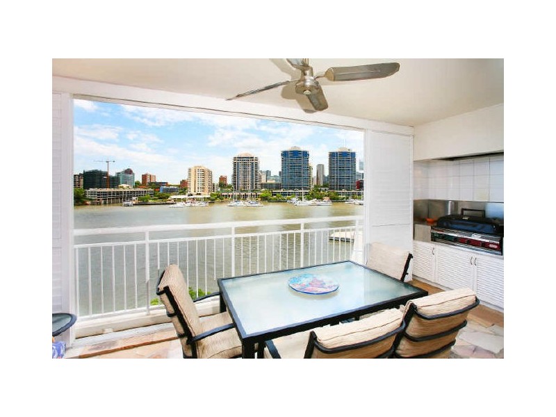 20/6 Merthyr Rd, New Farm QLD 4005