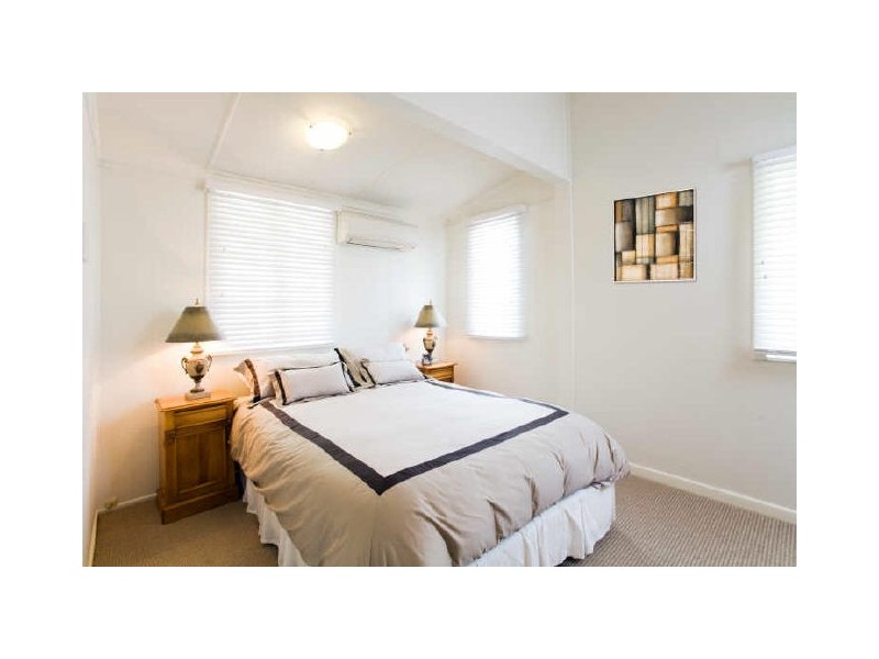 14 Lloyd Street, New Farm QLD 4005