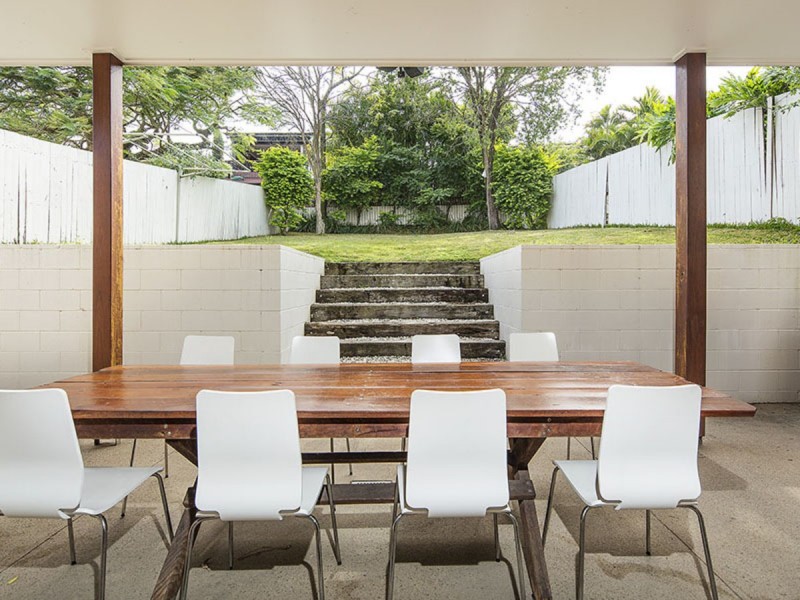 54 Waverley Road, Camp Hill QLD 4152