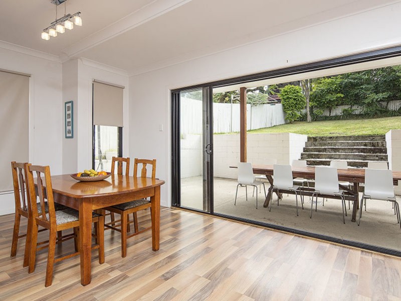 54 Waverley Road, Camp Hill QLD 4152