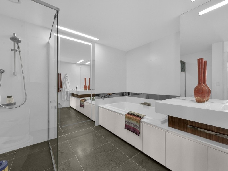 631/1 Newstead Terrace, Newstead QLD 4006