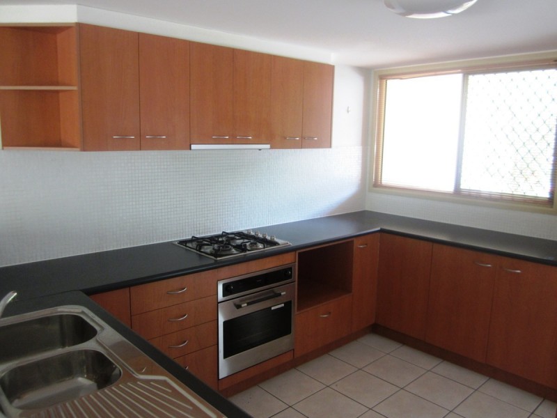 15/47 Newcomen Street, Indooroopilly QLD 4068