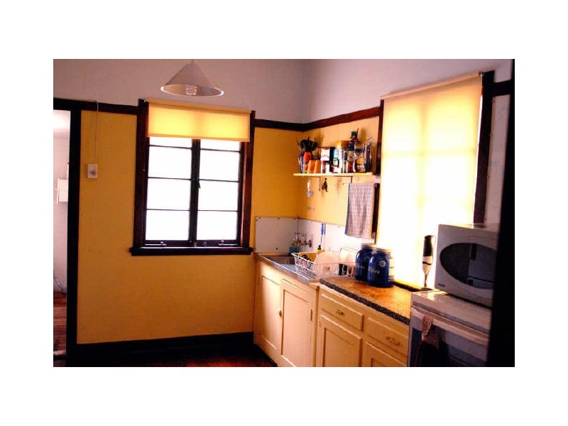 2/33 Baroona Road, Milton QLD 4064