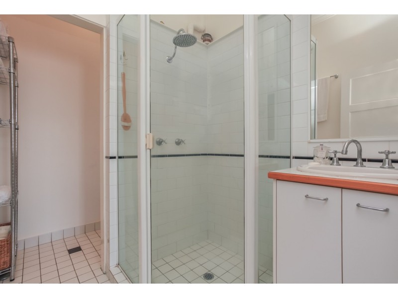 7/111 Merthyr Road, New Farm QLD 4005