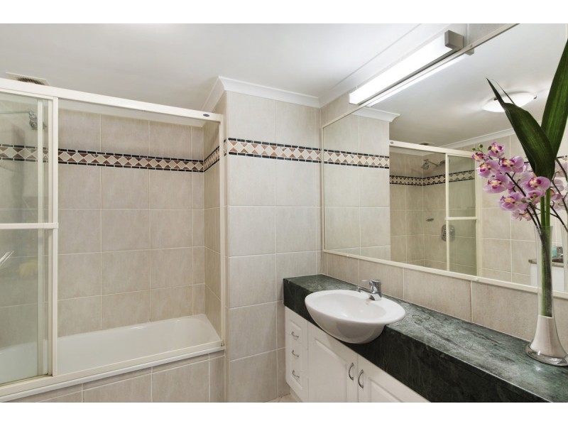 22/118 Oxlade Drive, New Farm QLD 4005