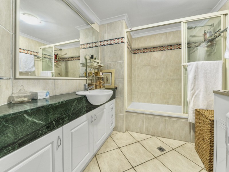 23/118 Oxlade Drive, New Farm QLD 4005