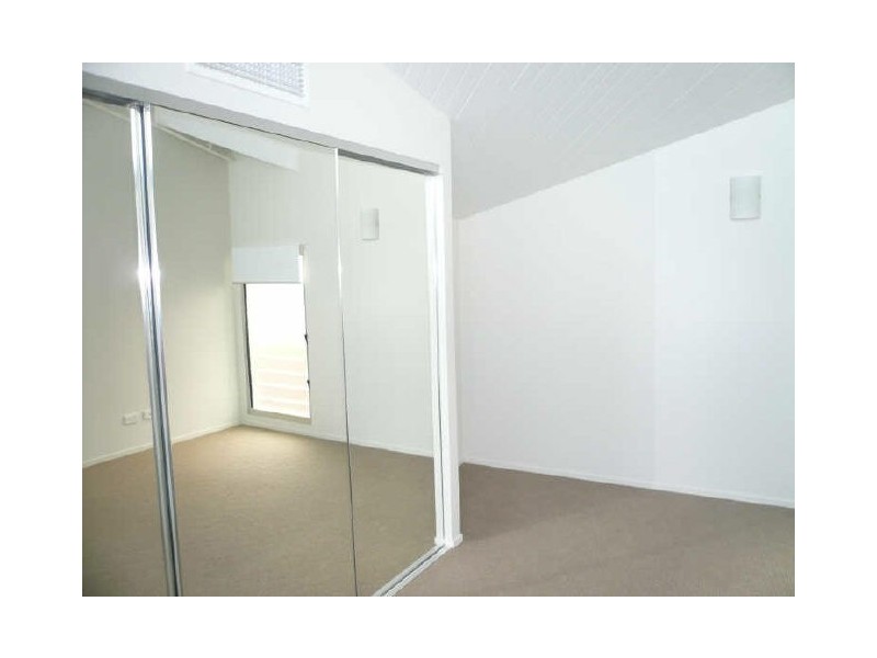 70/36 Vernon Terrace, Teneriffe QLD 4005