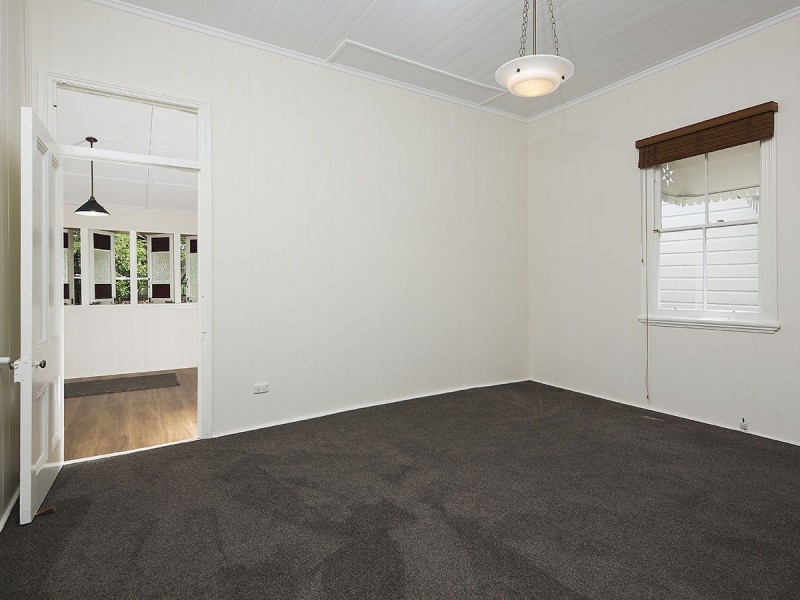 28 Swan Terrace, Windsor QLD 4030