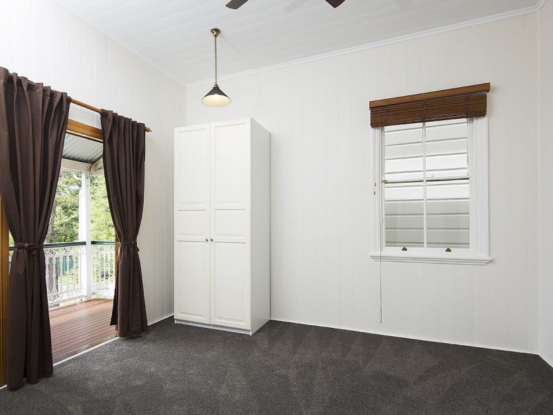 28 Swan Terrace, Windsor QLD 4030