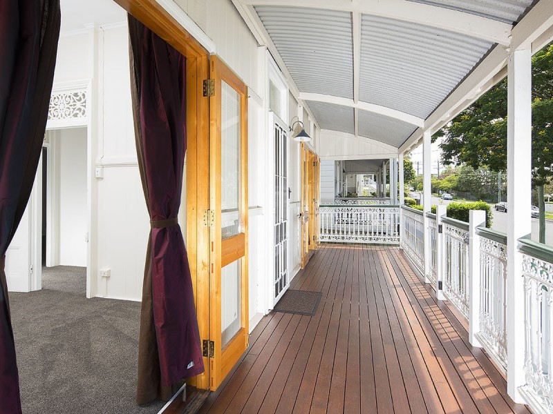 28 Swan Terrace, Windsor QLD 4030