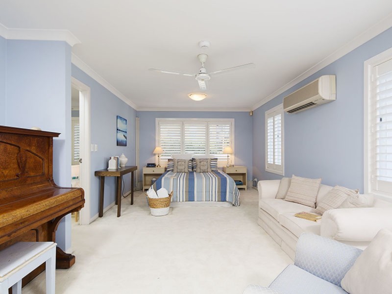 84 Markwell Street, Hamilton QLD 4007