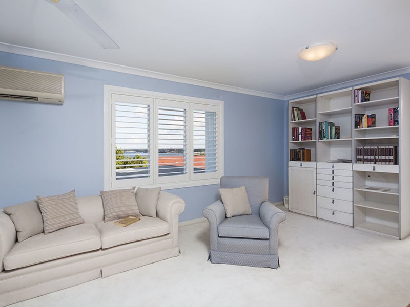 84 Markwell Street, Hamilton QLD 4007