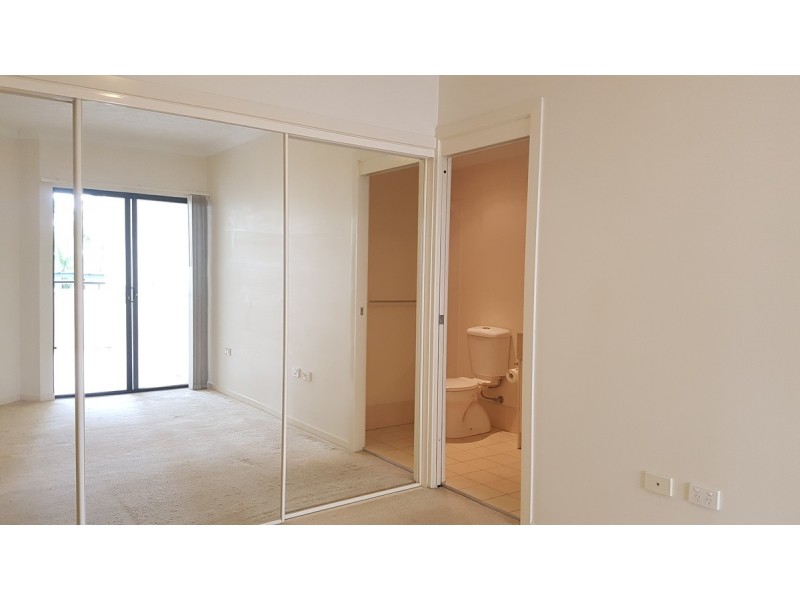 12/120 Commercial Road, Teneriffe QLD 4005