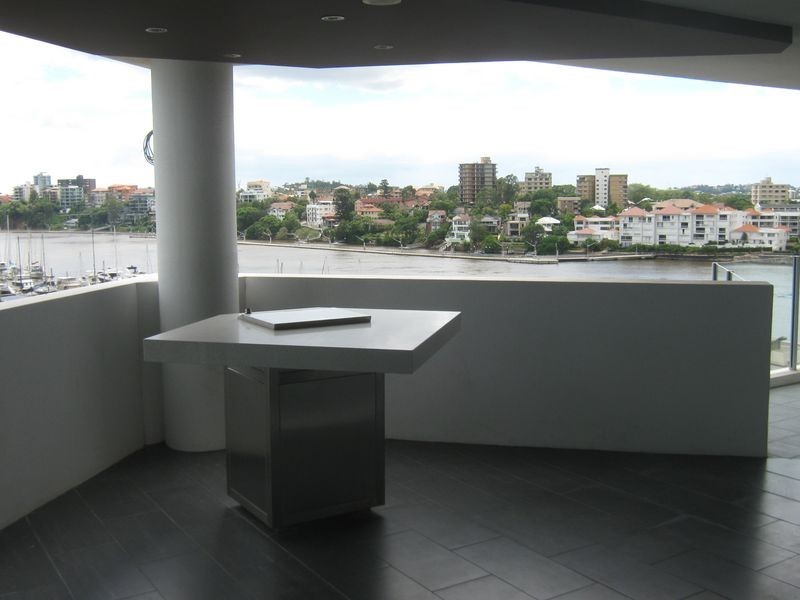 105/1 O’Connell Street, Kangaroo Point QLD 4169