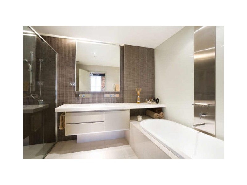 2123/32 Refinery Parade, New Farm QLD 4005