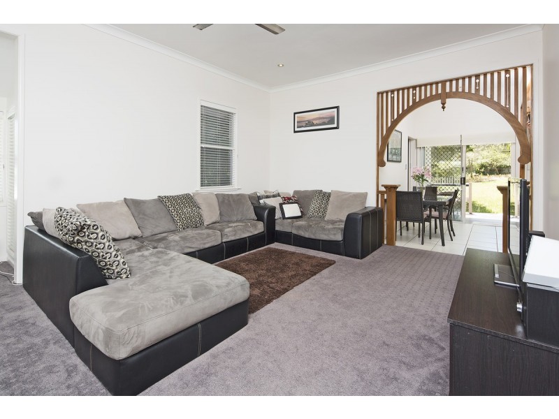 20 Pine Street, Hamilton QLD 4007