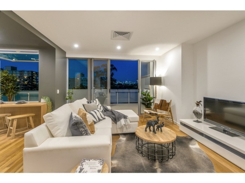 9/56 Bellevue Terrace, St Lucia QLD 4067