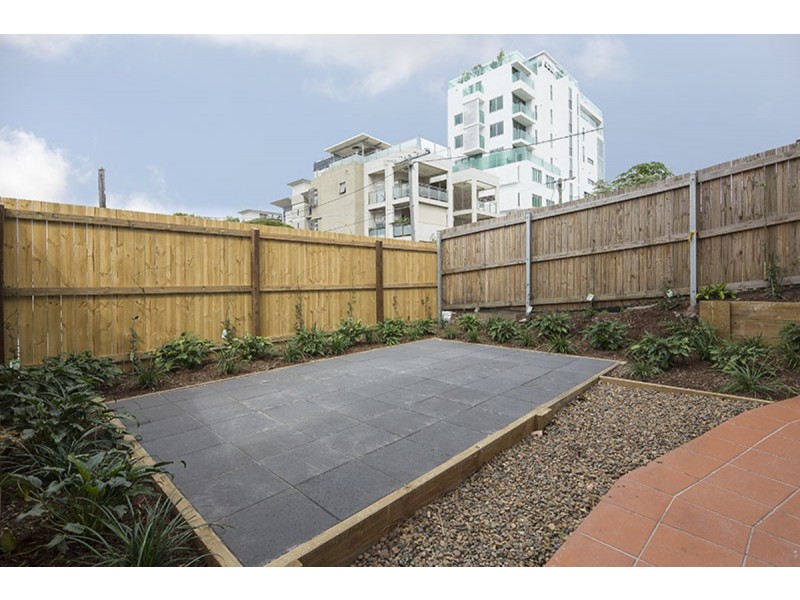 2/16 Harcourt Street, New Farm QLD 4005