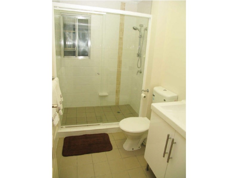 4/64 Gellibrand Street, Clayfield QLD 4011