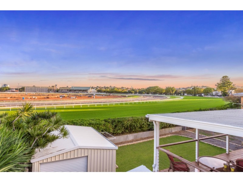 126 Mein Street, Hendra QLD 4011