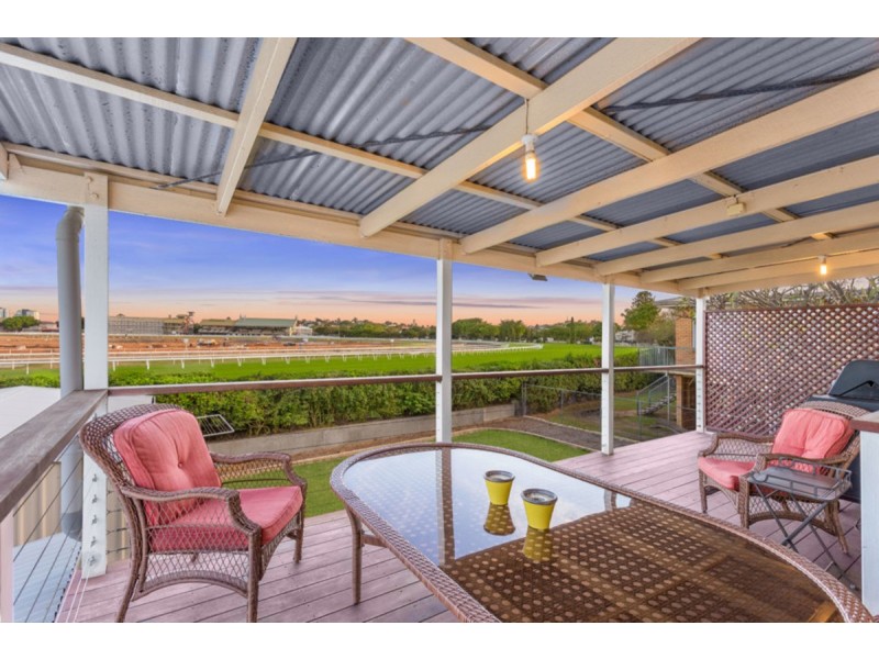 126 Mein Street, Hendra QLD 4011