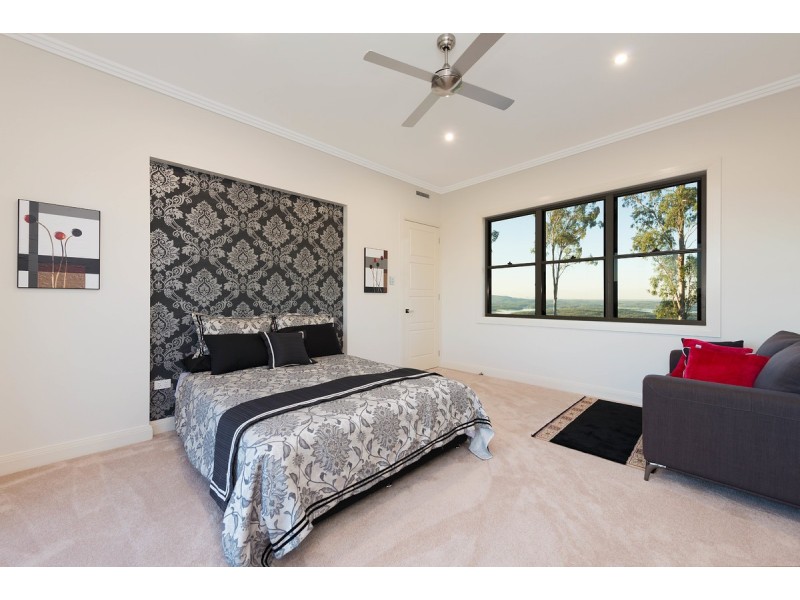 701 Clear Mountain Road, Clear Mountain QLD 4500