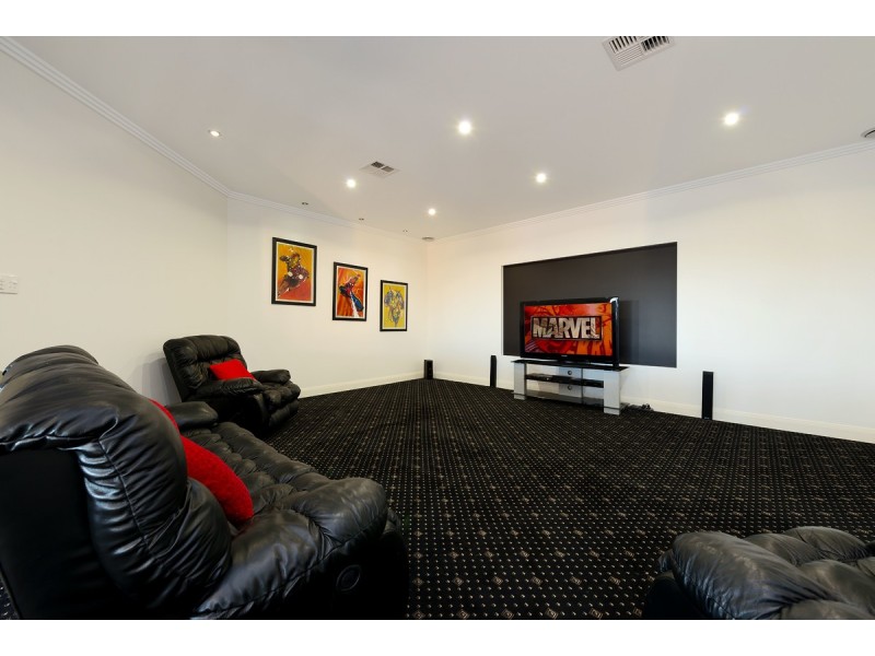 701 Clear Mountain Road, Clear Mountain QLD 4500