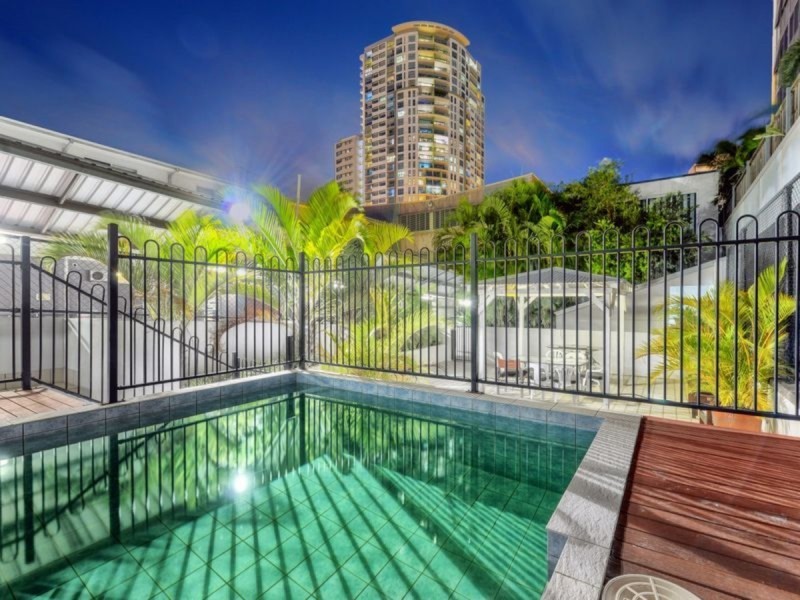 2/34 Campbell Street, Bowen Hills QLD 4006